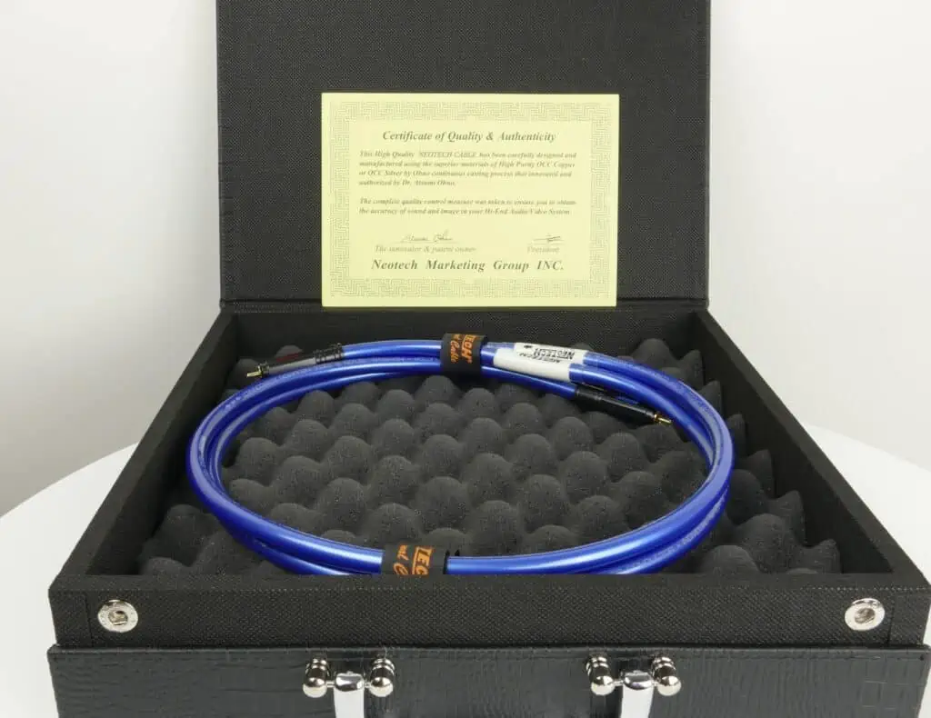 Neotech NEMOI 1220 modulatiekabel met hoogwaardige zilvergeleiders.