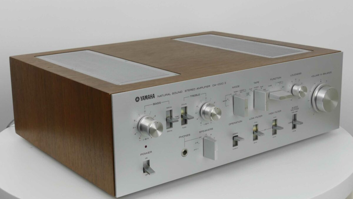 YAMAHA CA-1000 Ⅱ Yamaha CA-1000 II - Taste For Audio
