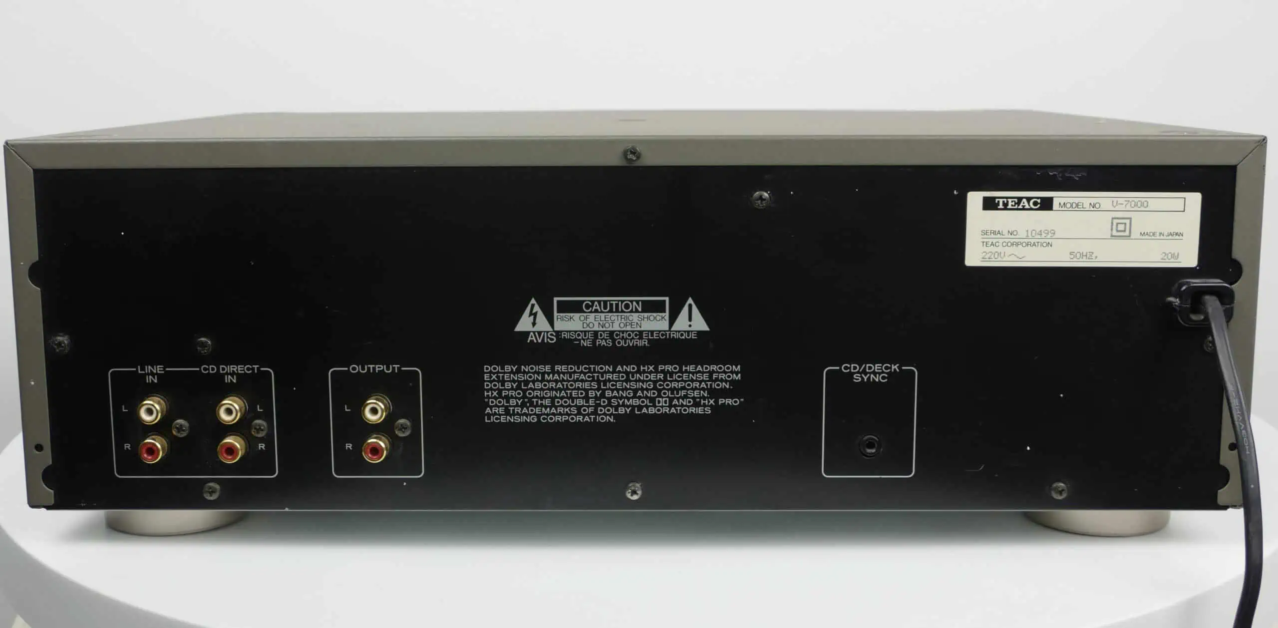 TEAC V-7000 - Taste For Audio
