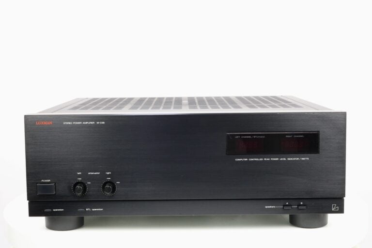 Luxman M-03