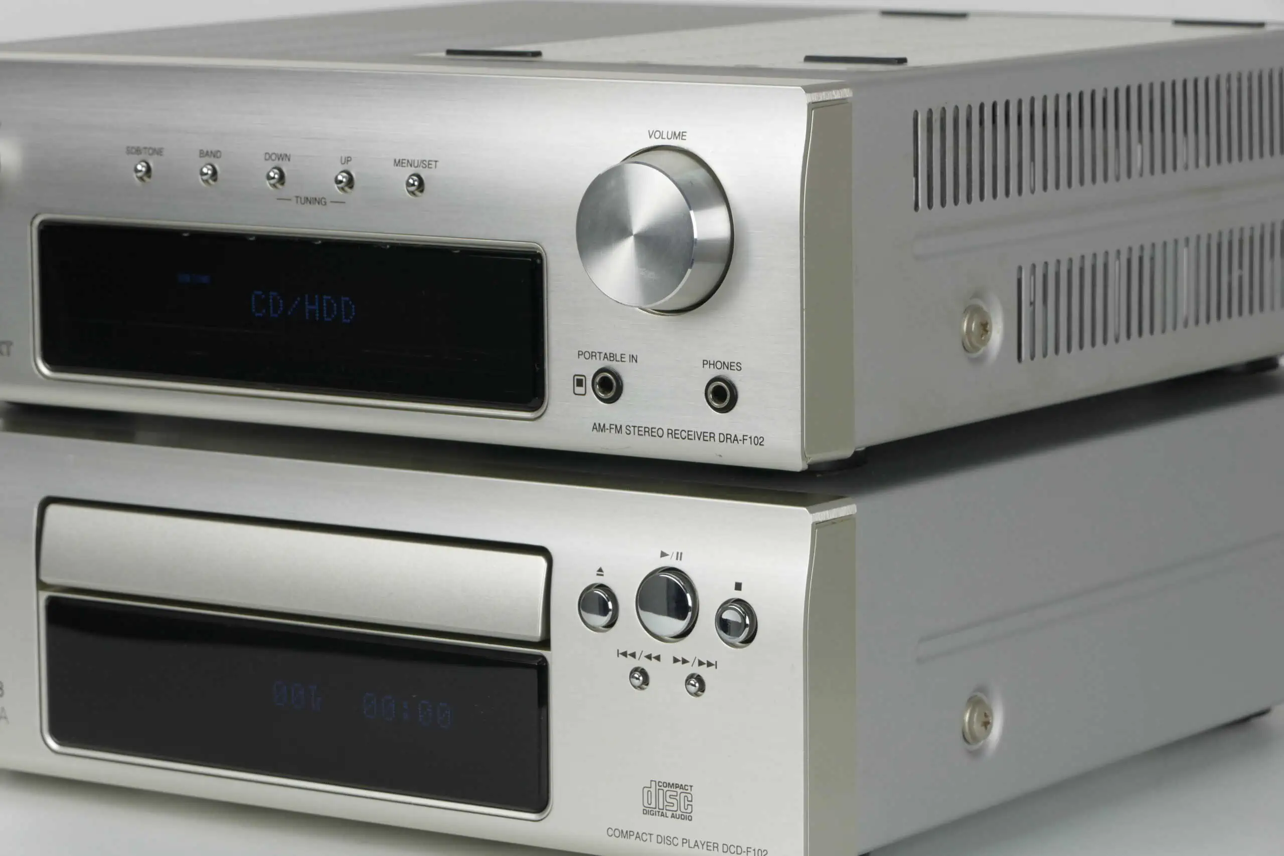 Denon DRA F102 Receiver, Denon DCD F102 CD Player - Taste For Audio