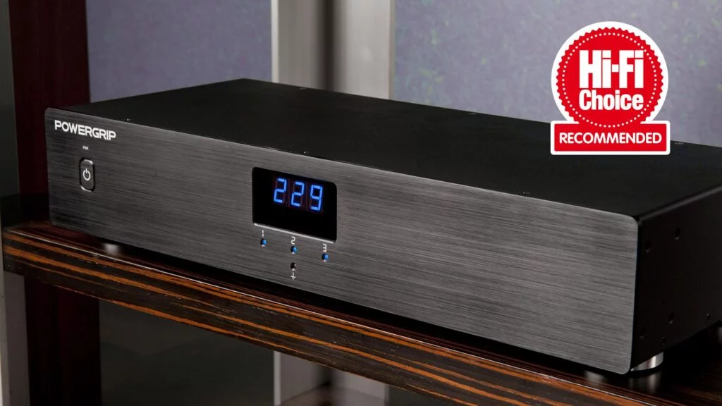 Compacte stroomverdeler Powergrip YG-2YG-2 met zes stopcontacten, ontworpen voor krachtige bescherming en stroomcapaciteit in high-end audio- en home cinema-systemen.