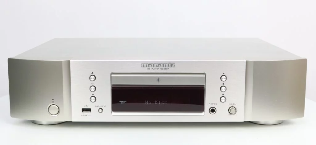 Vooraanzicht van de Marantz CD6007