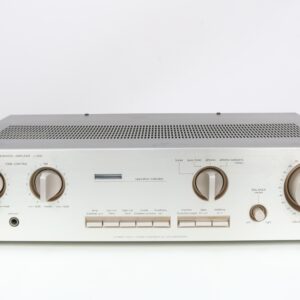 Luxman L-200 versterker met zilver frontpaneel