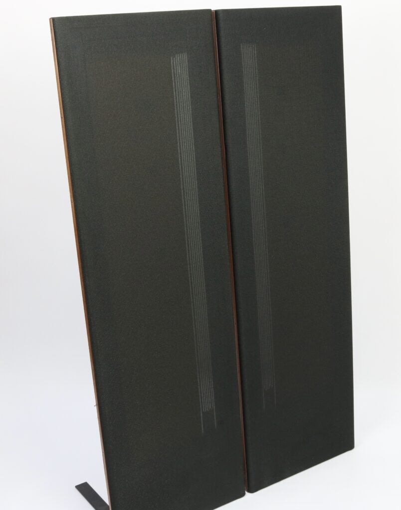 Vooraanzicht Magnepan MG-12/QR panelen