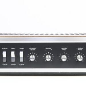 Vooraanzicht van de Dual CV 60 versterker