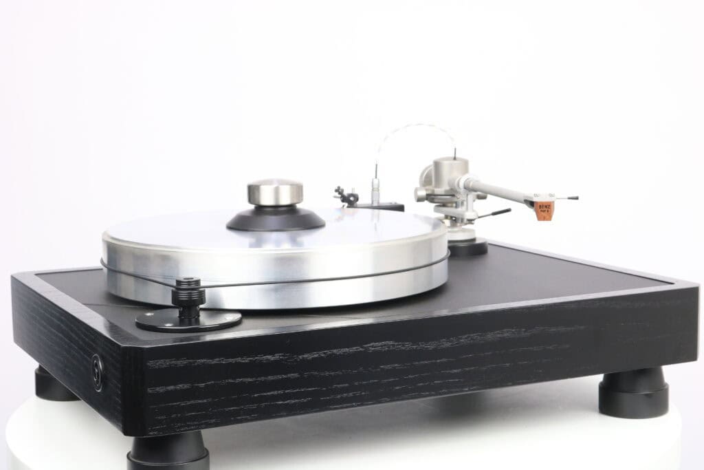  Classic 1 platenspeler met houten plint