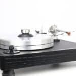  Classic 1 platenspeler met houten plint